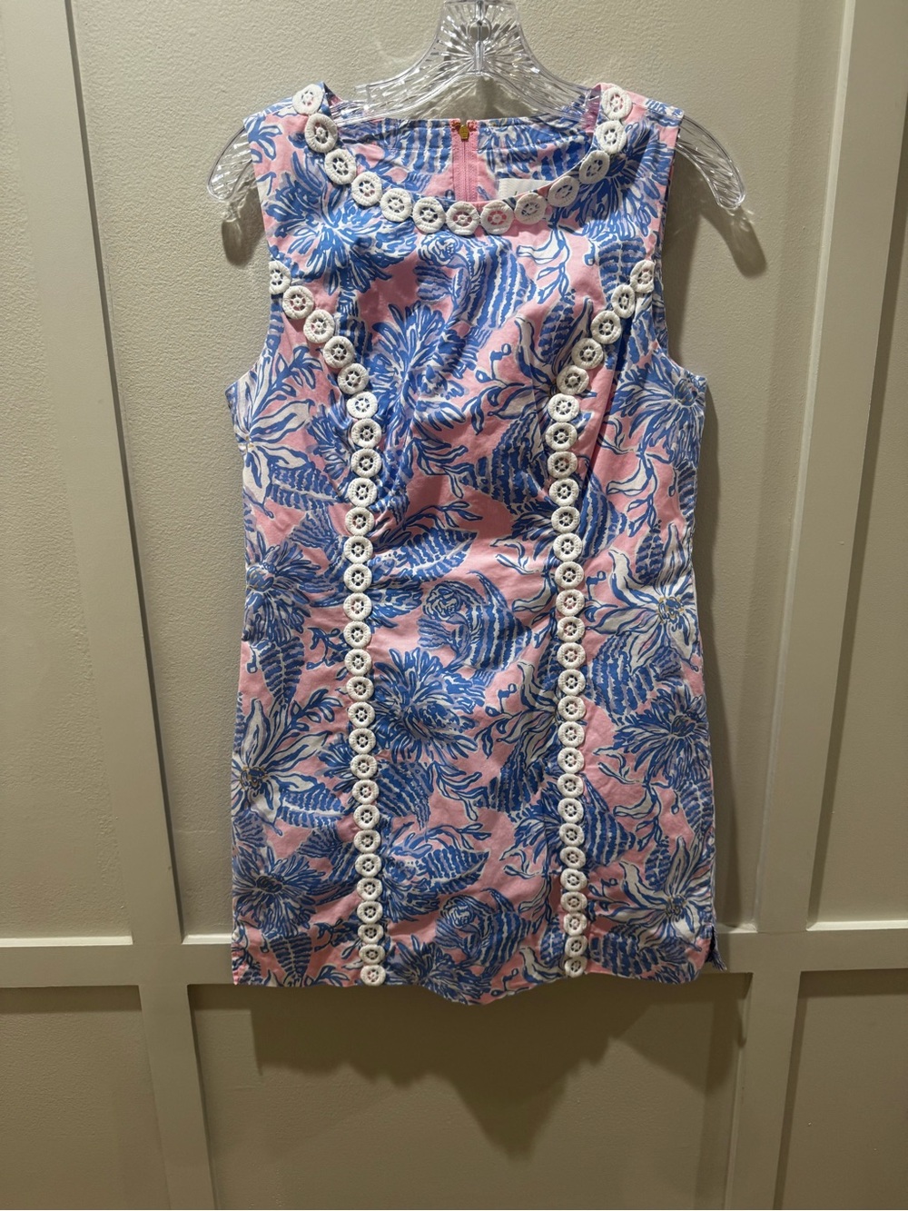 Lilly Pulitzer - Picture 2 of 4